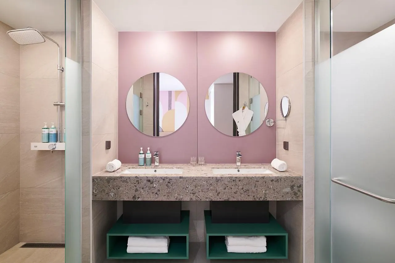 Ibis Styles Ambassador Incheon Airport T2 Hotell 4*,  Sydkorea